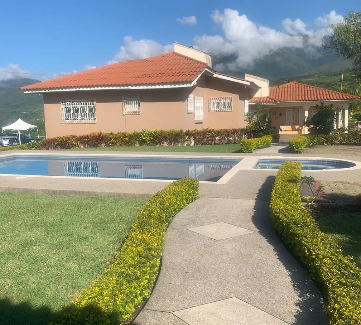 Holiday home Quinta En El Valle De Yunguilla Cuenca
